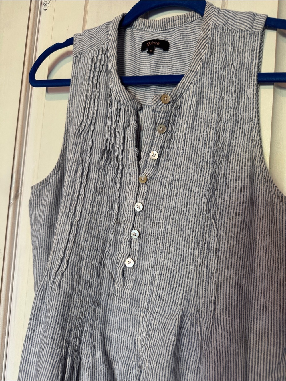 Quince 100% European linen sleep let’s swing dress. - Picture 4 of 10